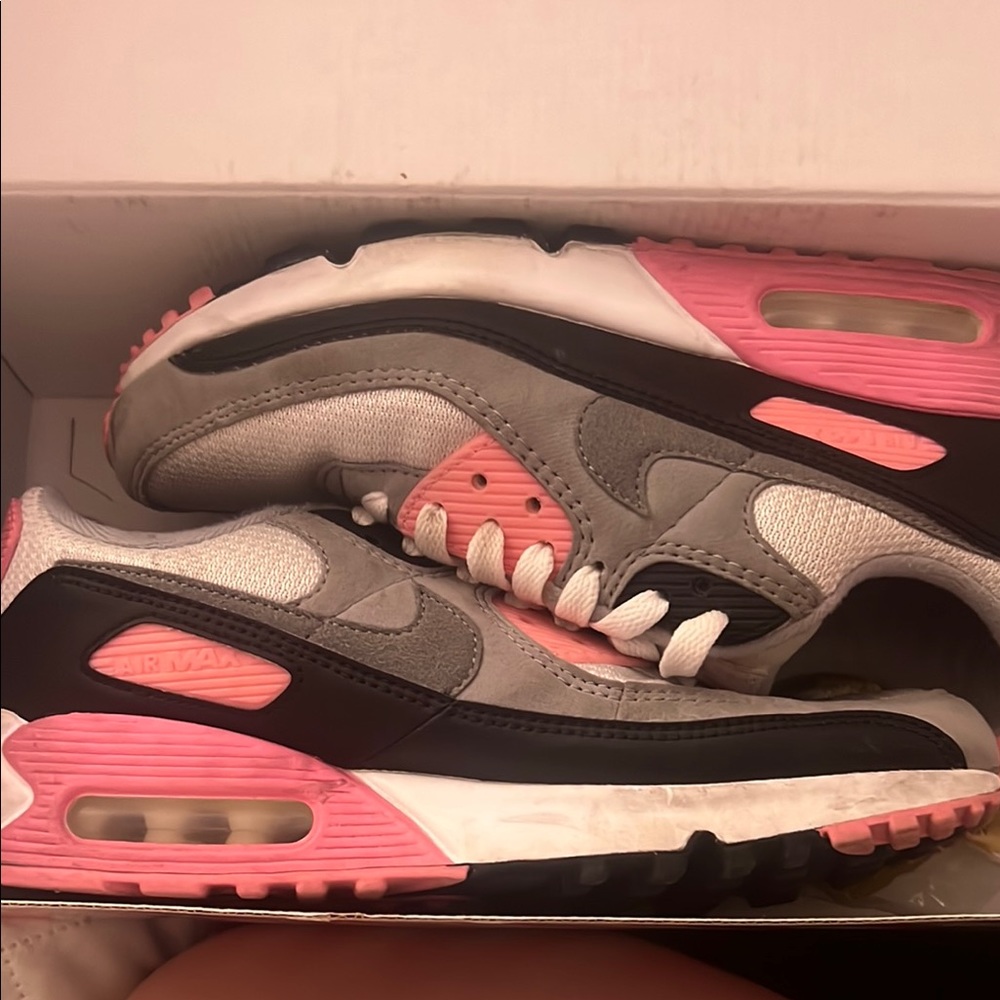 Nike Air Max 90 women’s Sneakers